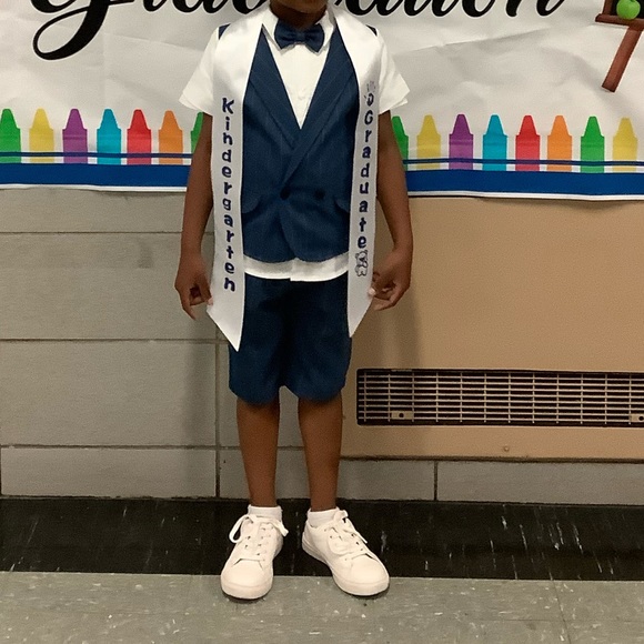 2 piece pinstripe shorts set with removable bow tie - Picture 3 of 9